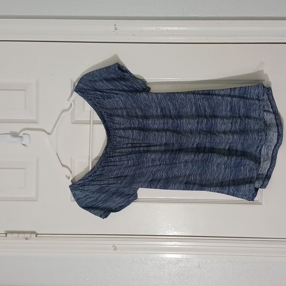 Old Navy Blouse Striped - Picture 2 of 4
